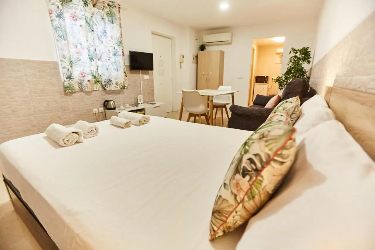 Charming House - Calm And Comfort In The Center Apartment Seville